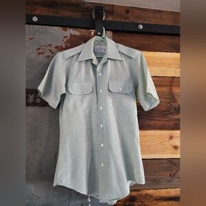 Vintage Creighton Short-Sleeve Button-Down Shirt in Pale Mint Green